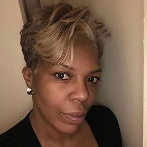 Meet your Posher, Teresa